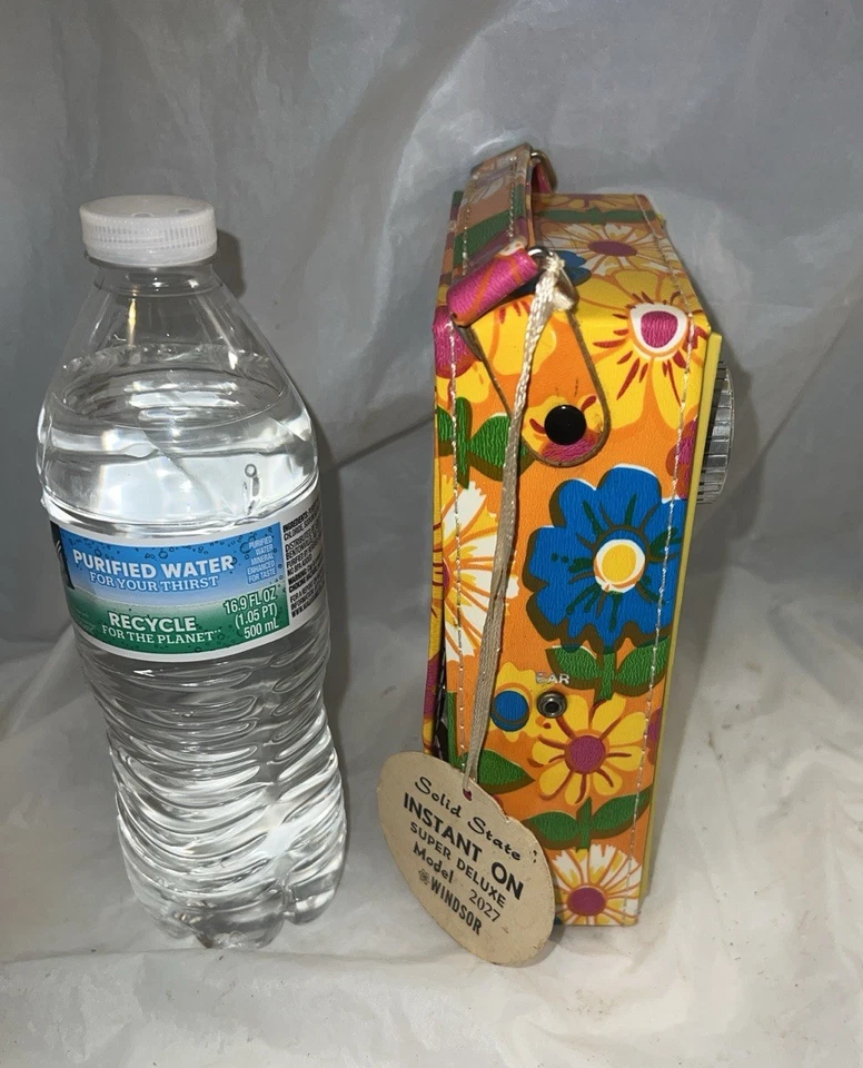 Vintage Flower Power Windsor  Solid State Am Radio Psychedelic Colors Hippie - Image 3 of 4