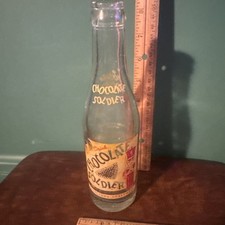 Chocolate Soldier 7 Oz. Soda Bottle Schiller Park ILL. 1963 On Bottom Of Bottle.