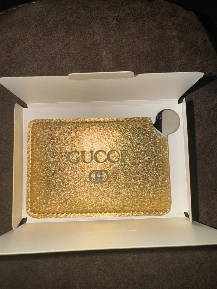 GUCCI Beauty Gold Mirror Card Holder VIP GWP – Compact Purse Mirror NEW - Image 2 of 3
