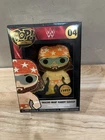 Funko Pop! Pin WWE "Macho Man" Randy Savage #04 Limited Edition Chase-R47-659