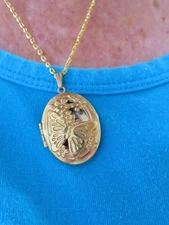 Vtg 1970's AVON Butterfly Perfume Locket Gold Plated on Gold Plated Chain XRF