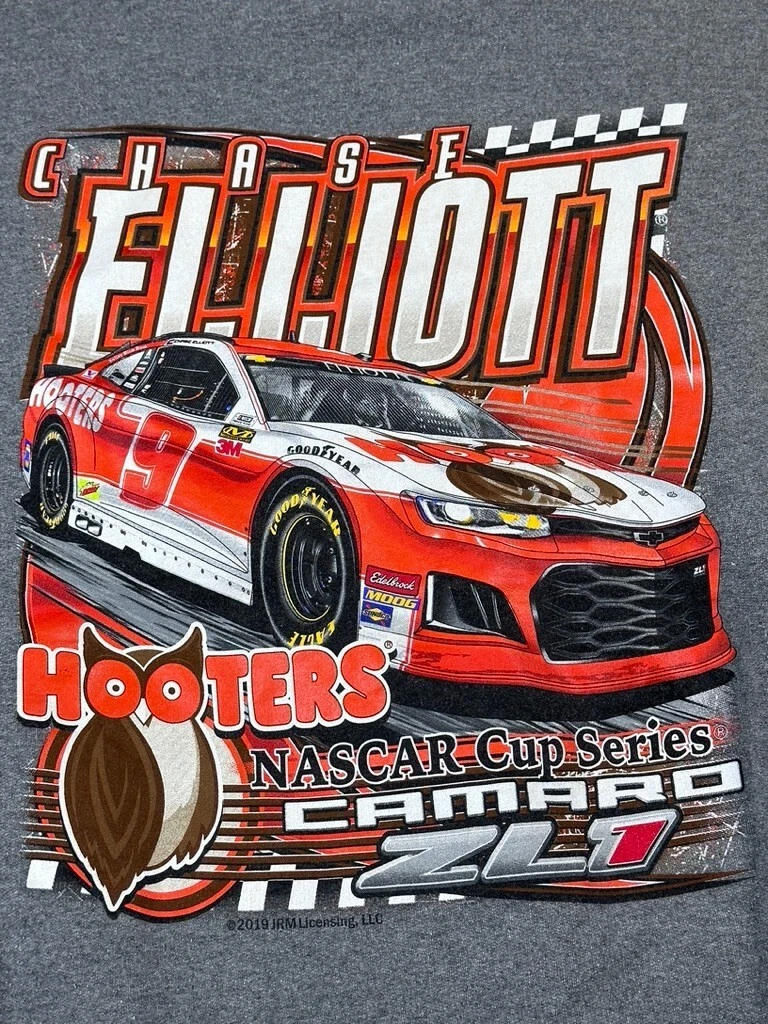 NASCAR Chase Elliot 9 Hooters Hendrick Motorsports Camaro ZL1