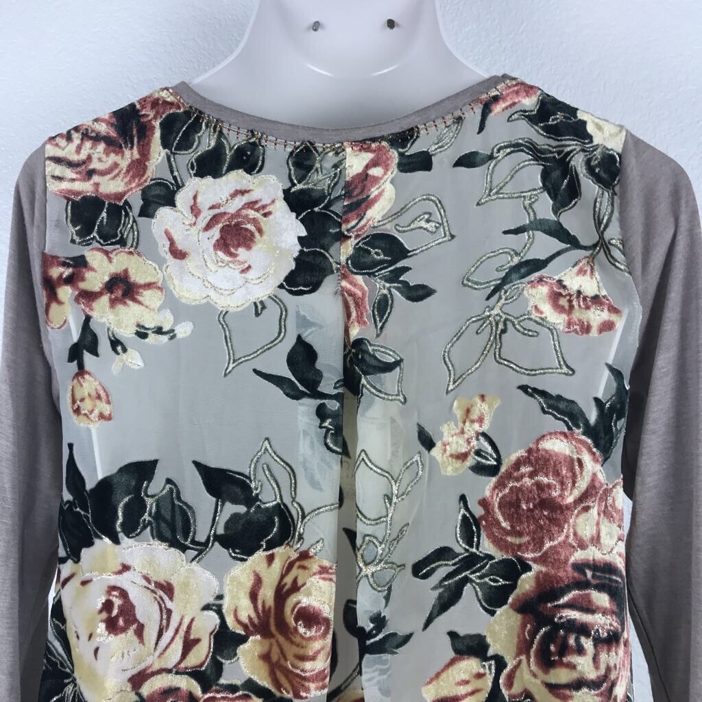 Aratta Silent Journey Womens Shirt Gray Floral Back Long Sleeve V-Neck Top XS