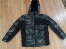 Boy's Camouflage Insulated Hooded Jacket Size Youth m 12/14