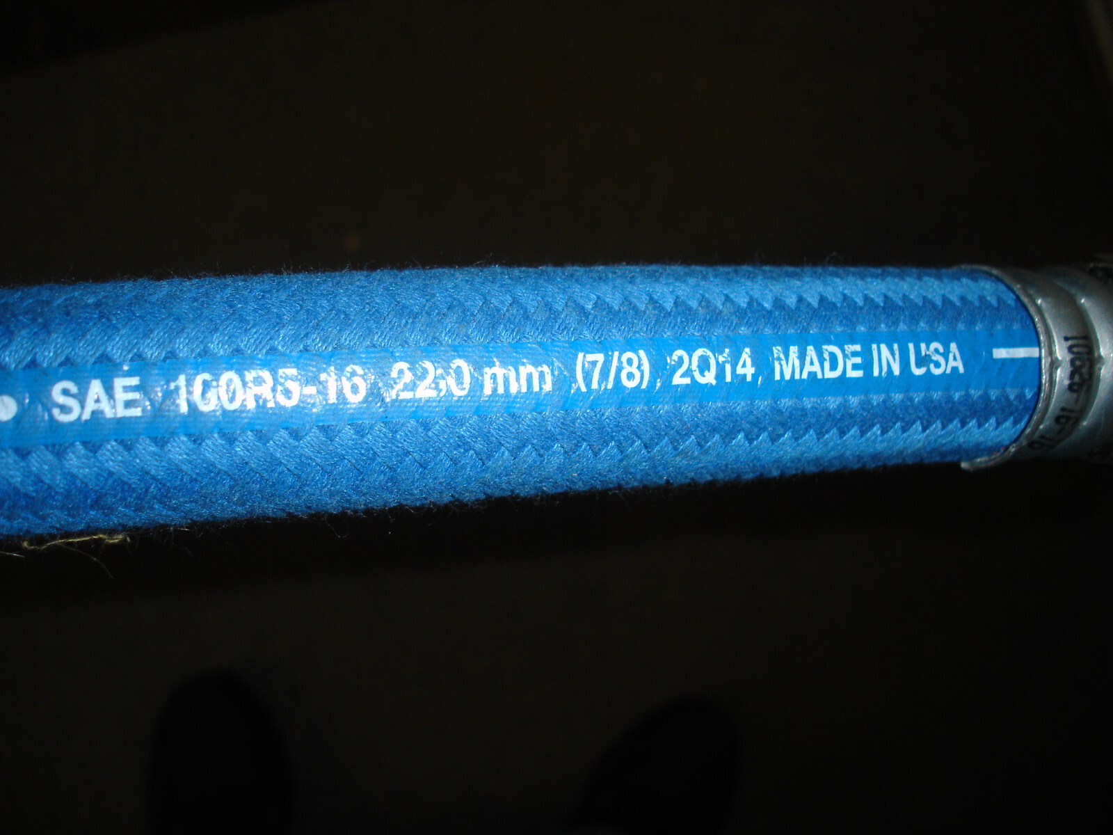 NEW PARKER SAE 100R516 HYDRAULIC HOSE 22MM (7/8") APPROX 37" OVERALL