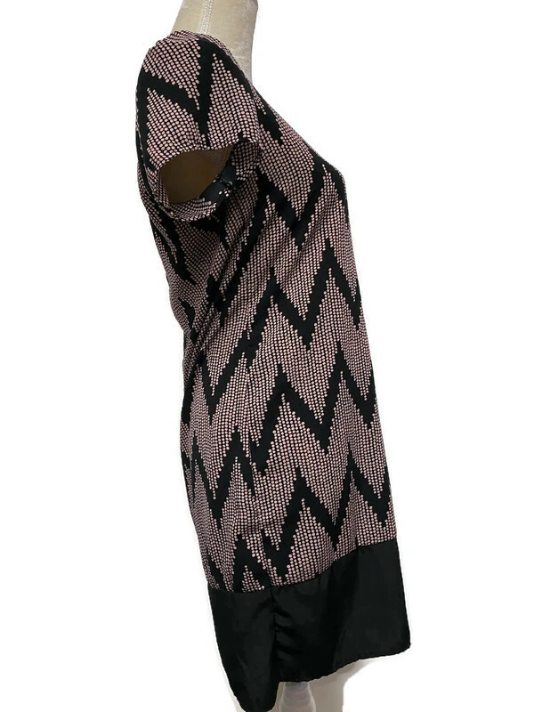 VETEMENTS Abito chevron nero e rosa Rue 21 taglia S made in USA poliestere setoso
