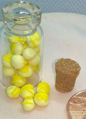 Puppenstube Süßigkeiten Miniatur Zitrone Frischkäse Trüffel Süßigkeitenglas 1/12 Handarbeit