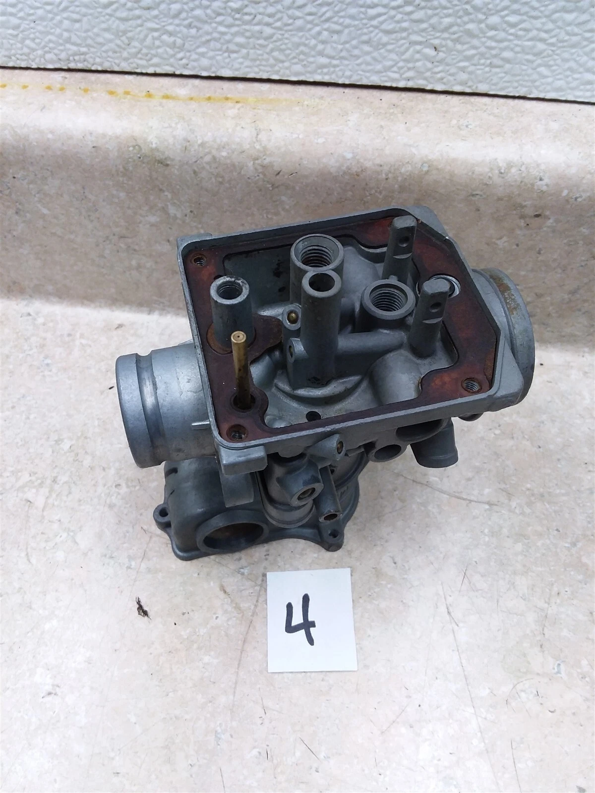 Kawasaki KZ650-B2 1084 Carburetor RIGHT Hand Outside Body 1978 #4 AP-284