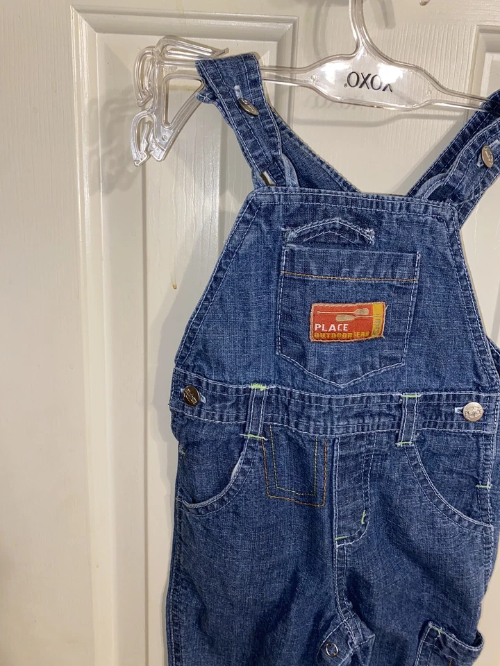 Mono vaquero The Children Place equipo al aire libre talla 3/6 meses jersey bordado Foto 2 de 4