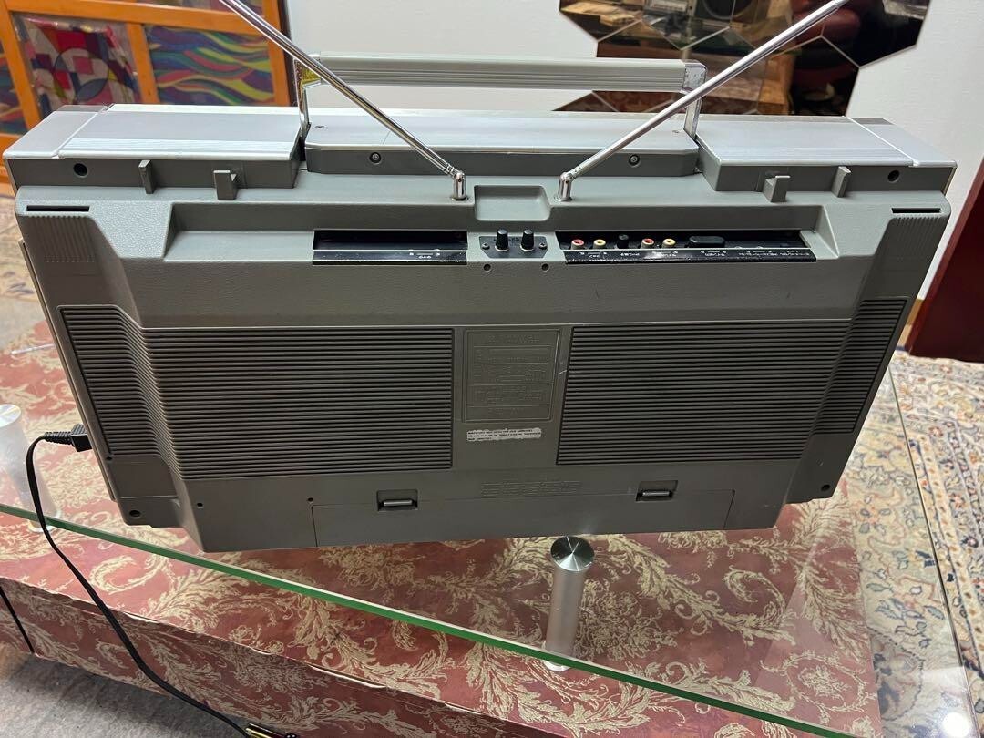 SANYO MR-X920 Large Radio Cassette Player Vintage Compo Silver