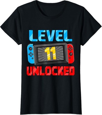 Level 11 Unlocked Pro Gamer Birthday Surprise Ladies' Crewneck T-Shirt