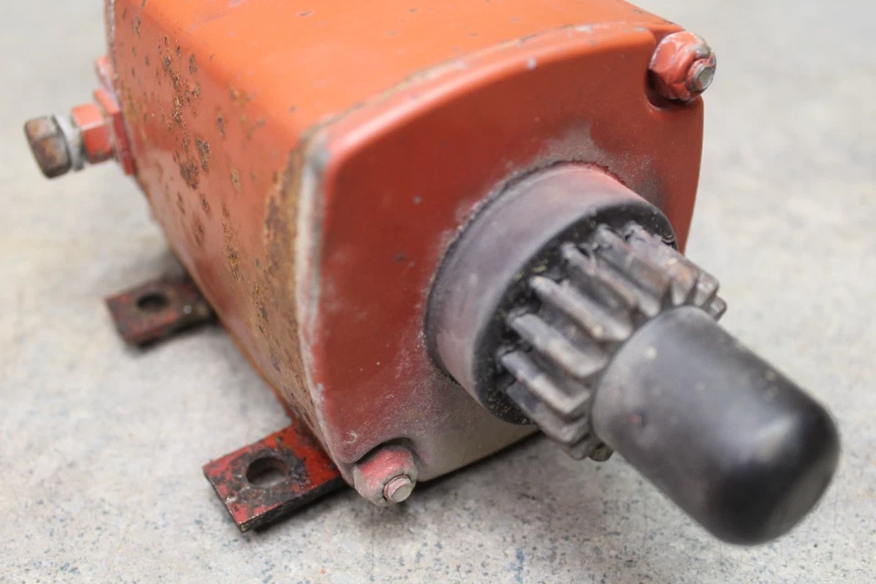 TECUMSEH HH60-105107F - STARTER 35765A - PRATELEIRA 35 - Imagem 2 de 4