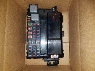 2007 TO 2017 LEXUS LS460 LS 460 ENGINE JUNCTION BLOCK FUSE RELAY BOX OEM