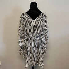 Express Midi Dress Sheer Lined Size Medium Black and White V-neck Dolman Sleeve