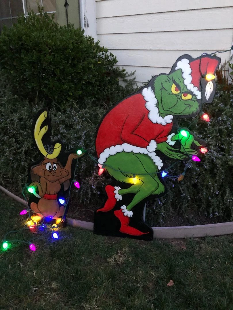 The Grinch Stealing Lights