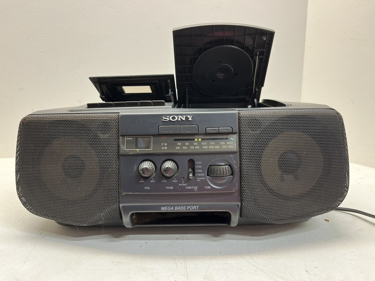 Sony CD Cassette AM/FM Boombox Stereo CFD-V10 Mega Bass