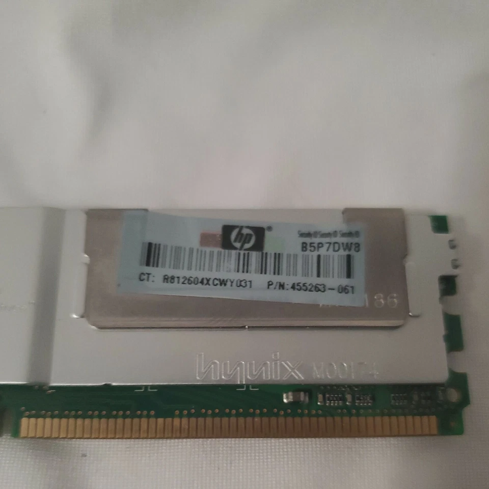 Hynix PC2-5300F-555-11 Dell 1950 2GB Memory 2Rx8 240pin HYMP125F72CP8N3-Y5 - Image 3 of 4