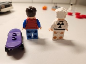 LEGO Ideas DeLorean (21103) - Back to the Future 100% Complete NO BOX