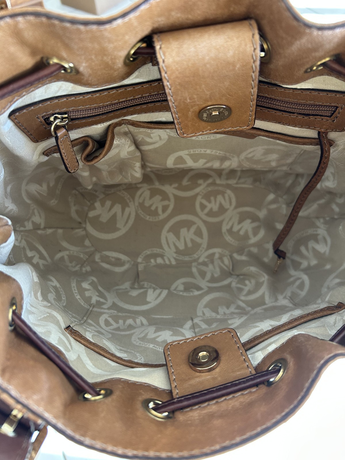 Authentic Michael Kors Rare Vintage Draw String Leather Tote Bag image 5