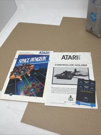 Atari 5200 Space Dungeon 1983 game box and manual w/Controller Holder Unteste