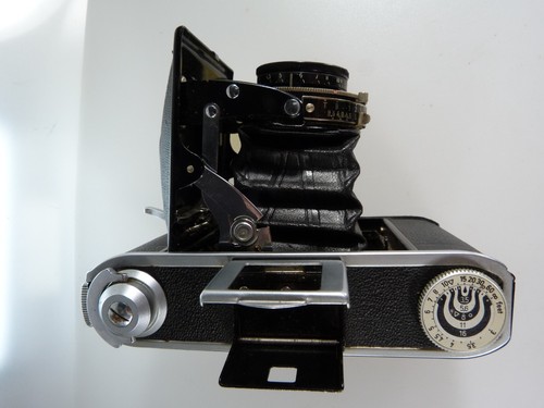 VINTAGE VOIGTLANDER BESSA 66 FILM CAMERA with VASKAR 75/4.5 LENS.READ - Picture 17 of 24