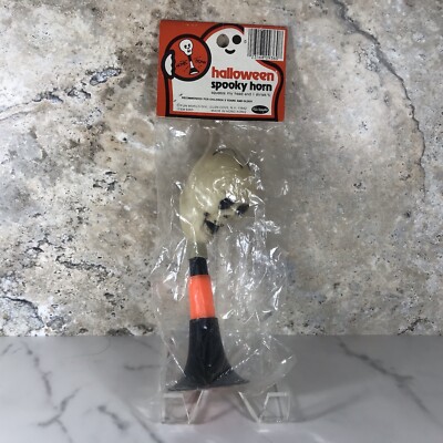 VINTAGE FUN WORLD HALLOWEEN SPOOKY SKULL HORN NOISEMAKER IN ORIGINAL PACKAGING