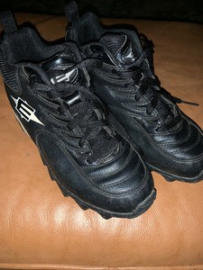 easton football cleats