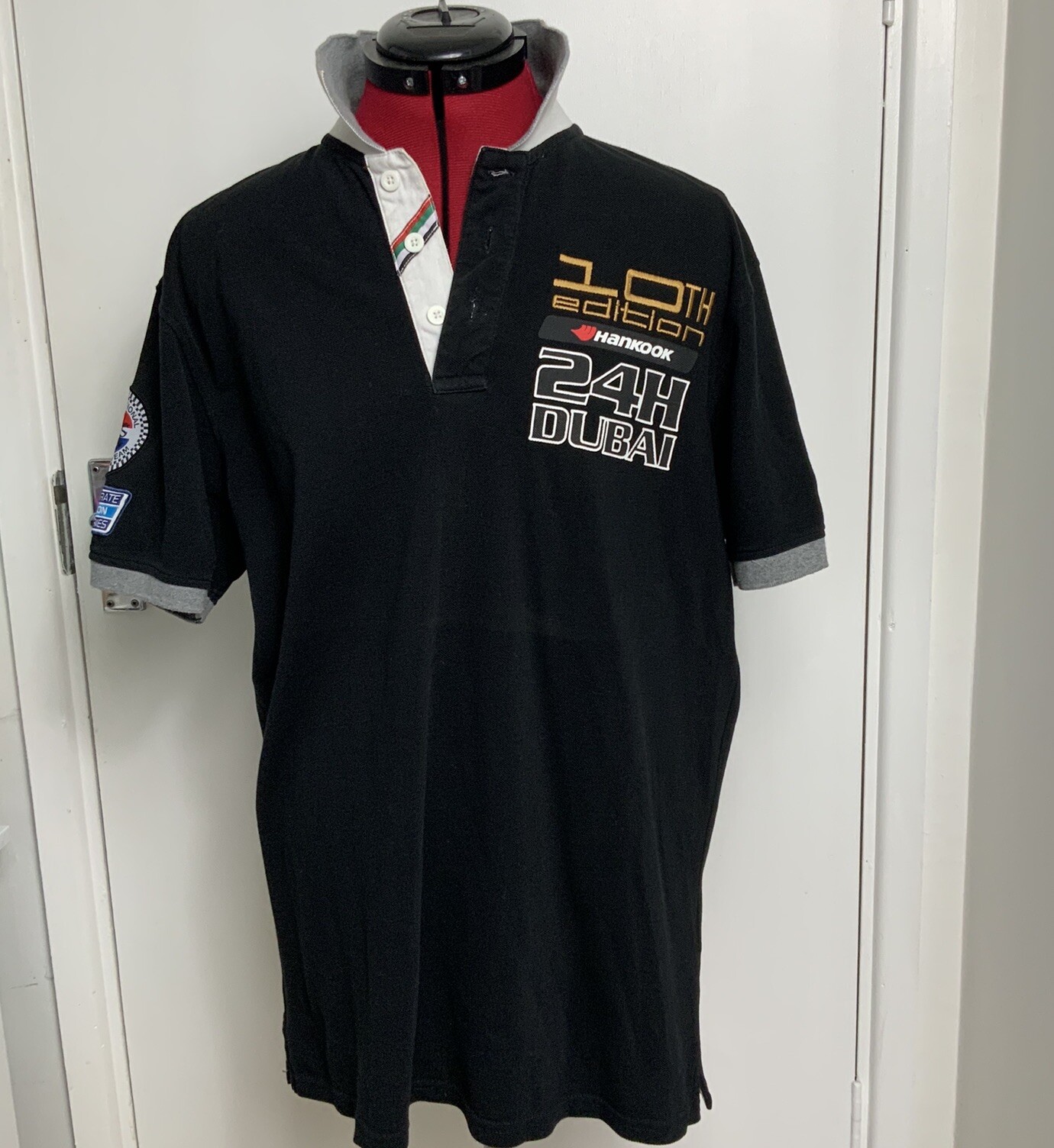 Foto 1 di 9