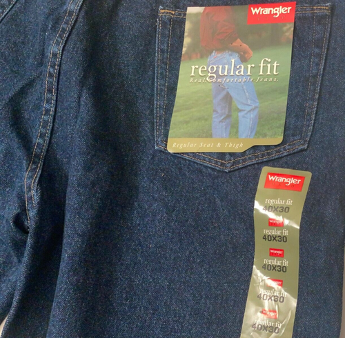 Wrangler Hero Herrenjeans 40 x 30 normale Passform Denim hergestellt in den USA dunkle Waschung neu neu mit Etikett