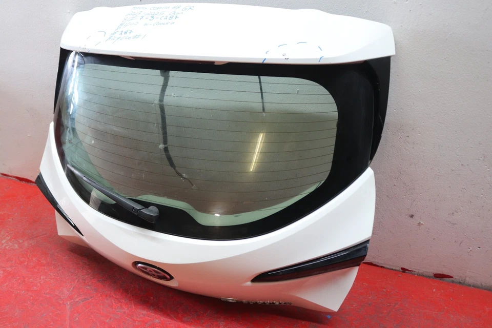 2023 2025 TOYOTA COROLLA HATCHBACK GR REAR LIFTGATE OEM WITH CAMERA Foto 4 de 4