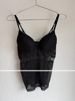 H&M / Leicht gepolstertes Trägertop / Schwarz / Gr. 36