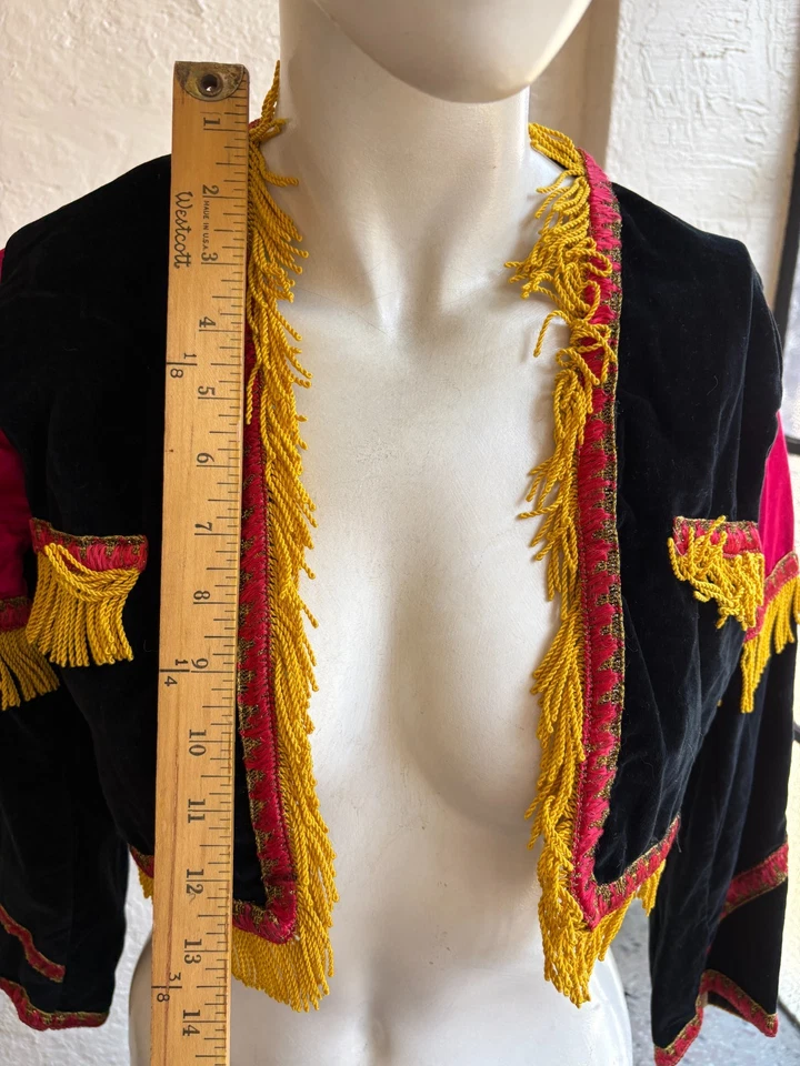 Chaqueta Matador Vintage Única Bordada ANTIGUA Terciopelo Recortada ¡GUAU! Foto 3 de 4