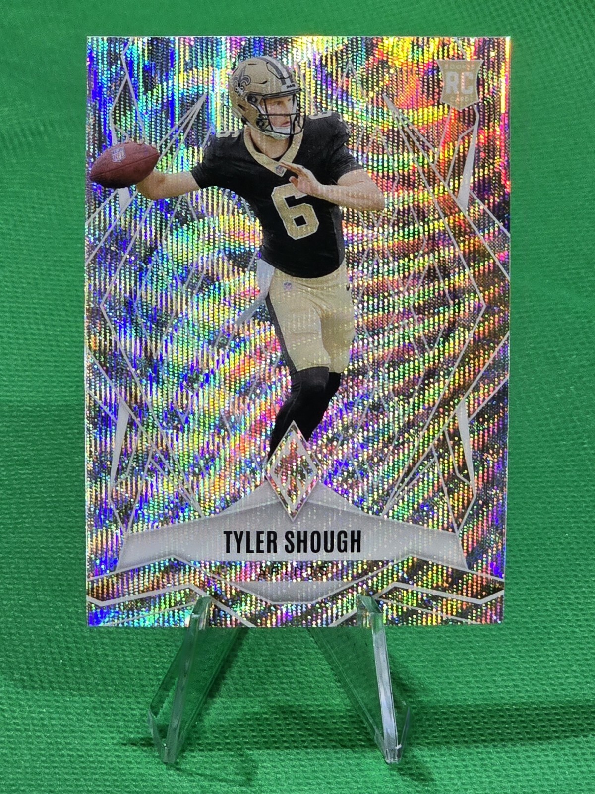 🔥 Tyler Shough (RC) /199 🔥 2025 Panini Phoenix - Rookies #169 Wave /199