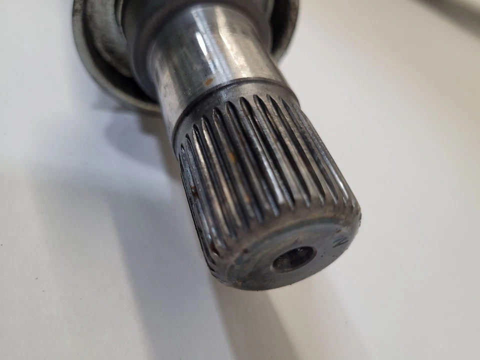 Eje de pasajero delantero 2,4 L 10-17 Chevrolet Equinox derecho 15934409 Foto 4 de 4