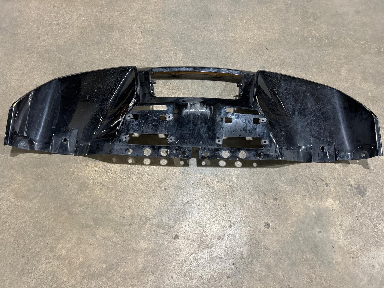 420807521 AUDI R8 LOWER DIFFUSER REAR BUMPER SPOILER 2010 2011 2012 2013 2014 MK