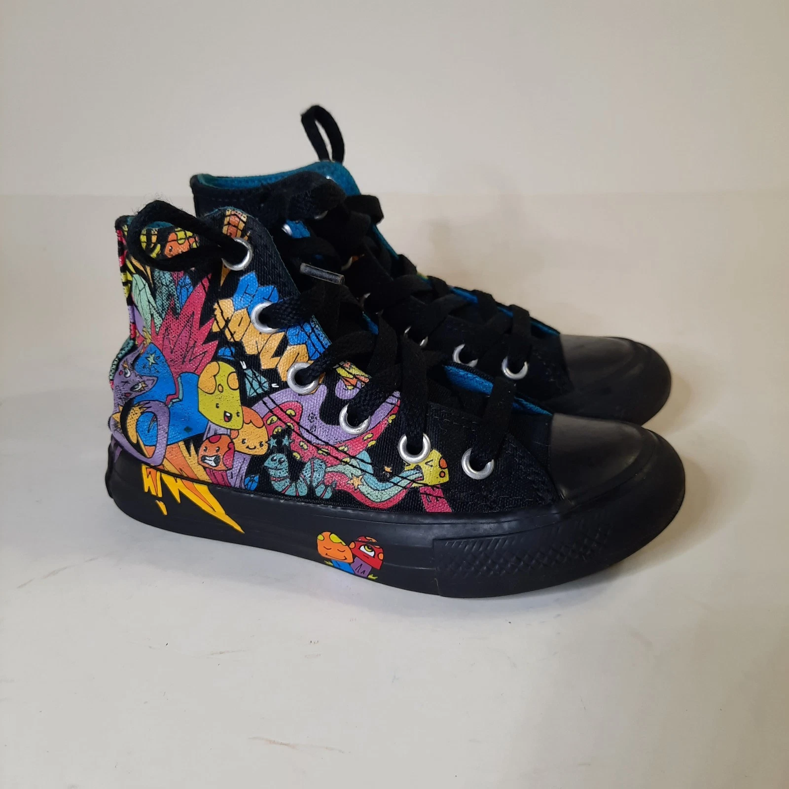 Sneakers alte Converse All Star in tela nere graffiti scarpe unisex taglia 11