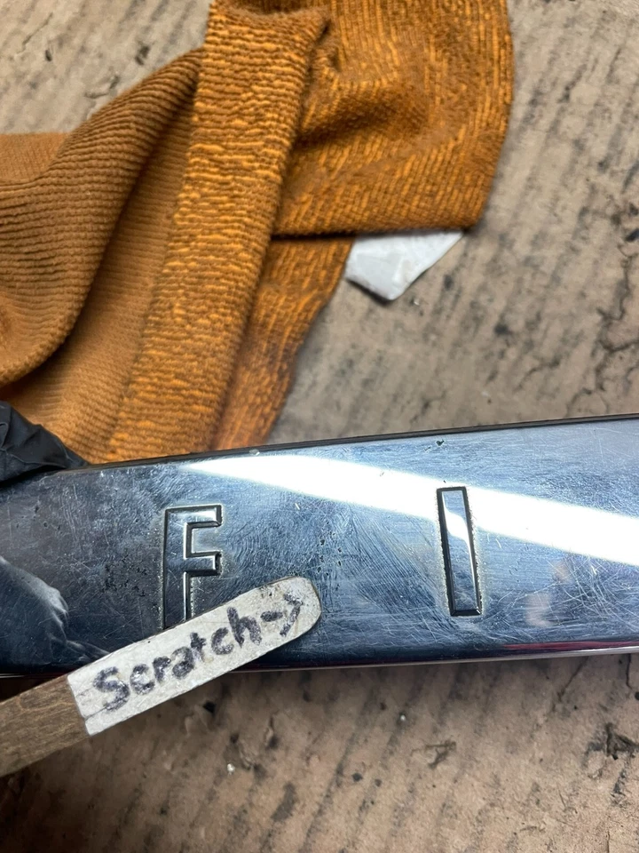 Infiniti FX35 FX45 2003 a 2006 moldura cromada maletero trasero moldura superior M6115 DG Foto 4 de 4