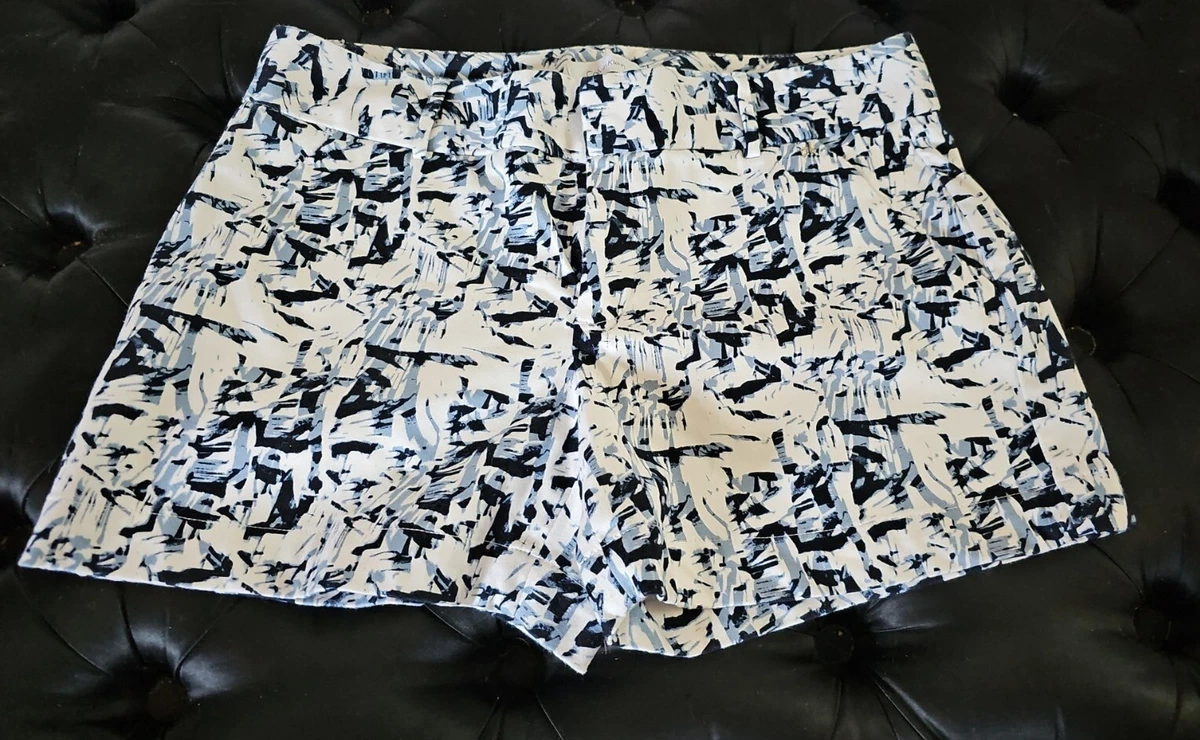 Designer Calvin Klein Ladies Blue And White Abstract Shorts Size 6