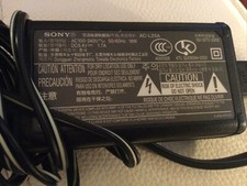 Sony AC Adapter Charger AC-L25A Output 8.4VDC 1.7A