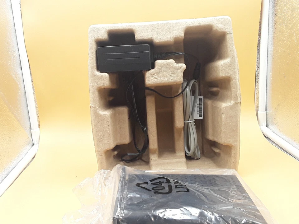 NETGEAR DM200-100NAS DSL VDSL High Speed Broadband Modem - Image 3 of 4