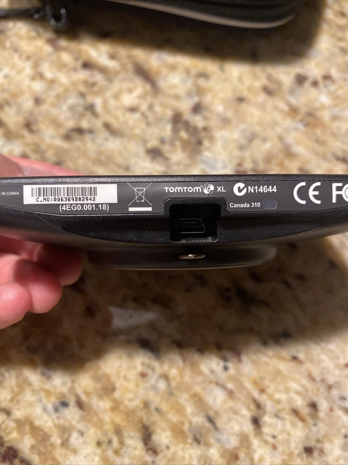 TomTom GO 50S Portable GPS 50-S Car US/Canada/Mexico Map LIFETIME TRAFFIC Travel - Image 3 of 4