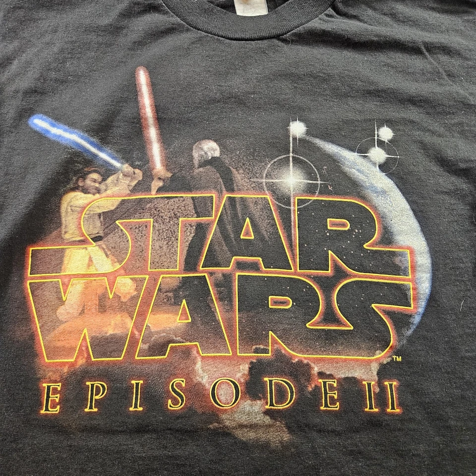 Camiseta Star Wars Episódio II Juventude Grande Preta Filme Ficção Científica Jedi Duelo Gráfico - Imagem 2 de 4
