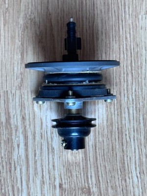 AKAI 4000DS Mk-II Original Ersatzteil  Linker Abwickelspulenteller