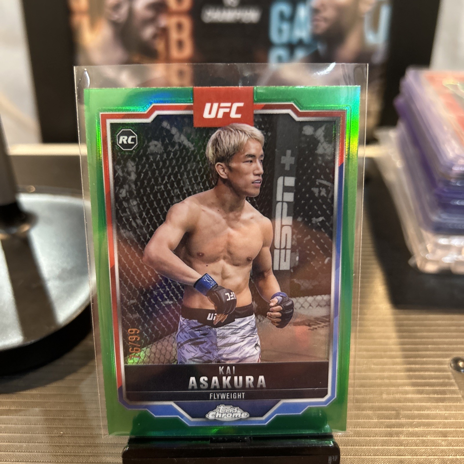 2025 Topps Chrome UFC Kai Asakura RC Green Refractor /99 #161