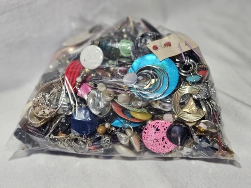 Large Bag Costume Jewelry EARRINGS Bundle Lot Vintage New Good Damaged 3+lbs