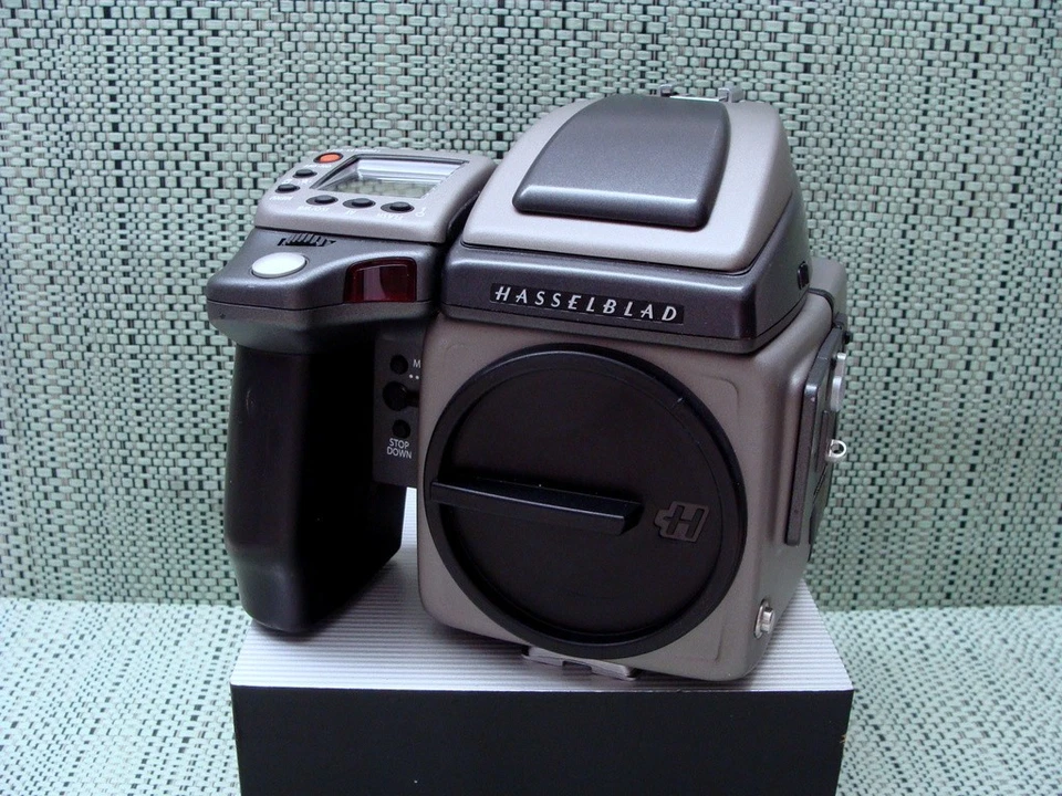 Hasselblad - Hasselblad H3D-50 Body Kit "Kamera nur 856 Auslösungen" - TOP!