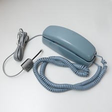 AT T Trimline 210 Phone Push Button Vintage 1989 CS2001A Landline Light Blue
