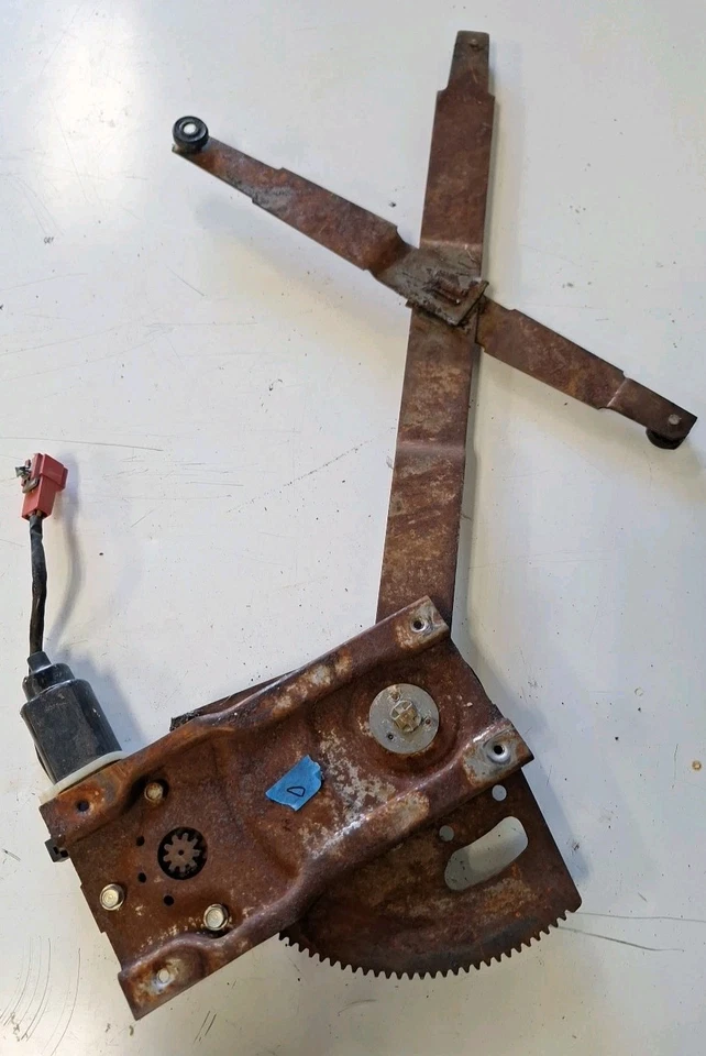 92 Dodge D250 Driver Side power window regulator - Image 4 of 4