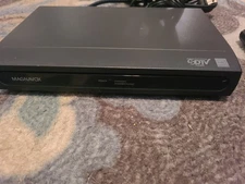 MAGNAVOX TB100MG9 Digital to Analog Converter Box w/ Remote Tested