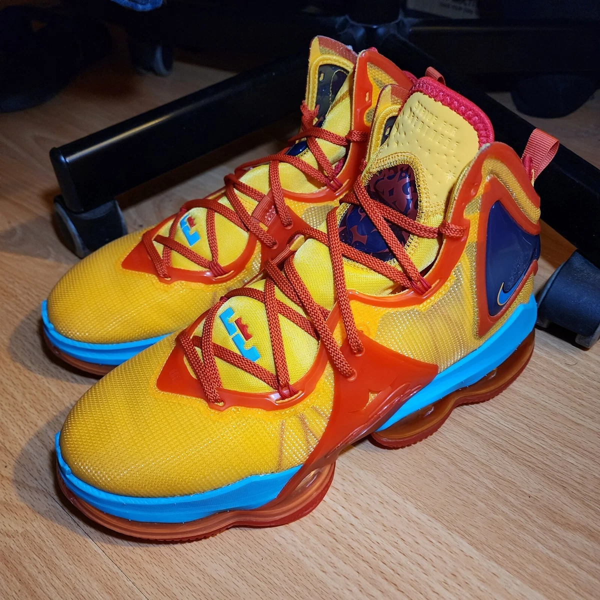 Space jam kyrie best sale 5